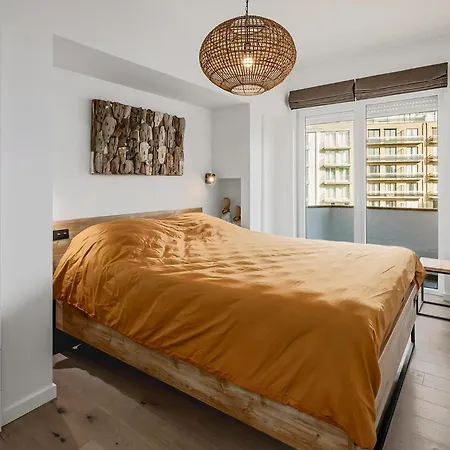 Caravelle 0501 * De Panne